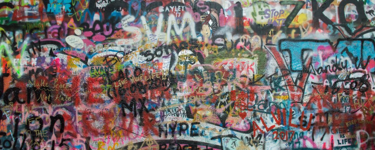 Jak usunąć graffiti ze ściany?
